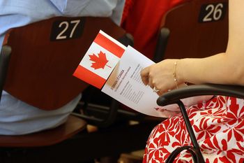 Masowe wnioski o kanadyjski paszport. Czas oczekiwania znacznie wzrósł