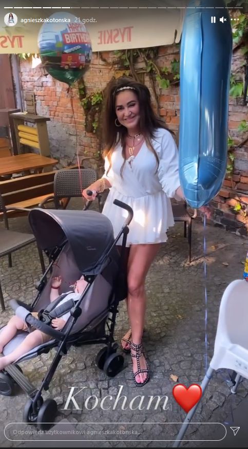 Agnieszka Kotońska w kombinezonie. Fani: "Jak nastolatka"