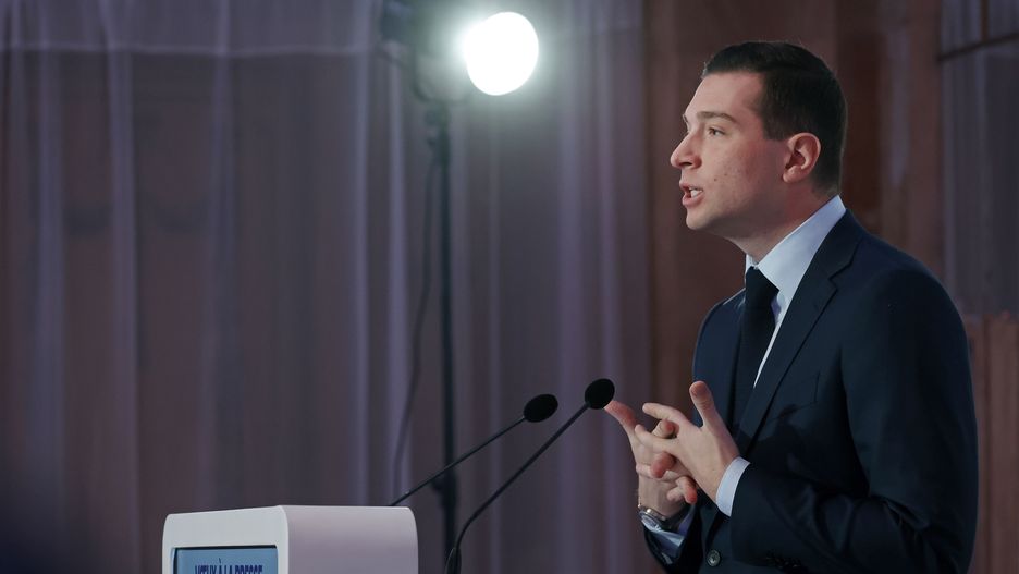 Francuski polityk Jordan Bardella ostrzegł w piątek przed "bezpośrednią wojną" z Rosją, jeśli Francja wyśle wojska do Ukrainy
