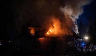 Pożar pustostanu w gdańskiej Oruni. Potwierdzono ofiarę śmiertelną