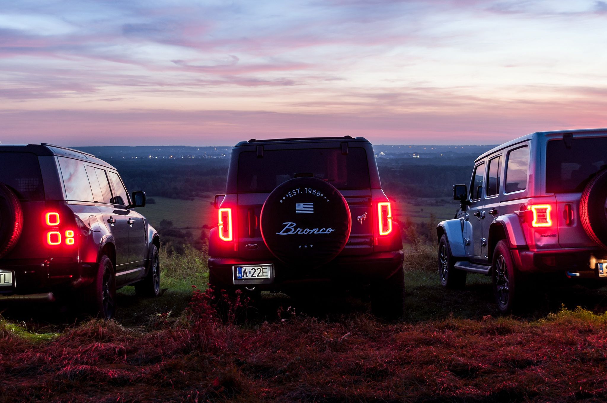 Defender, Bronco, Wrangler
