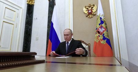 Pieniądze z Rosji dla europejskich polityków płynęły przez Polskę