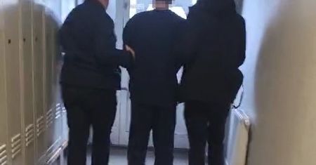 Tragedia w świąteczny wieczór: 35-latek usłyszał zarzut zabójstwa matki i uszkodzenia ciała ojca
