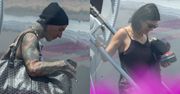 Travis Barker wsiadł na pokład samolotu z Kourtney Kardashian PO RAZ PIERWSZY od 13 lat! (ZDJĘCIA)