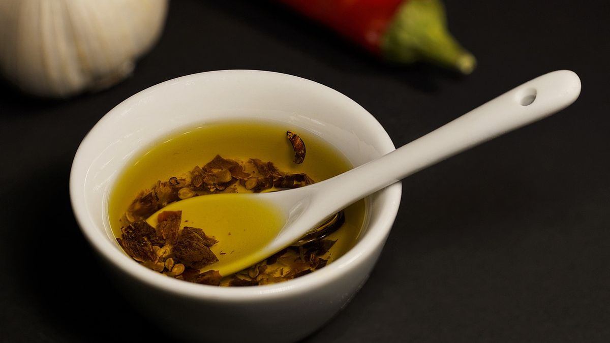 Naukowcy wskazali najlepszy olej. Chroni serce i zmniejsza ryzyko chorób