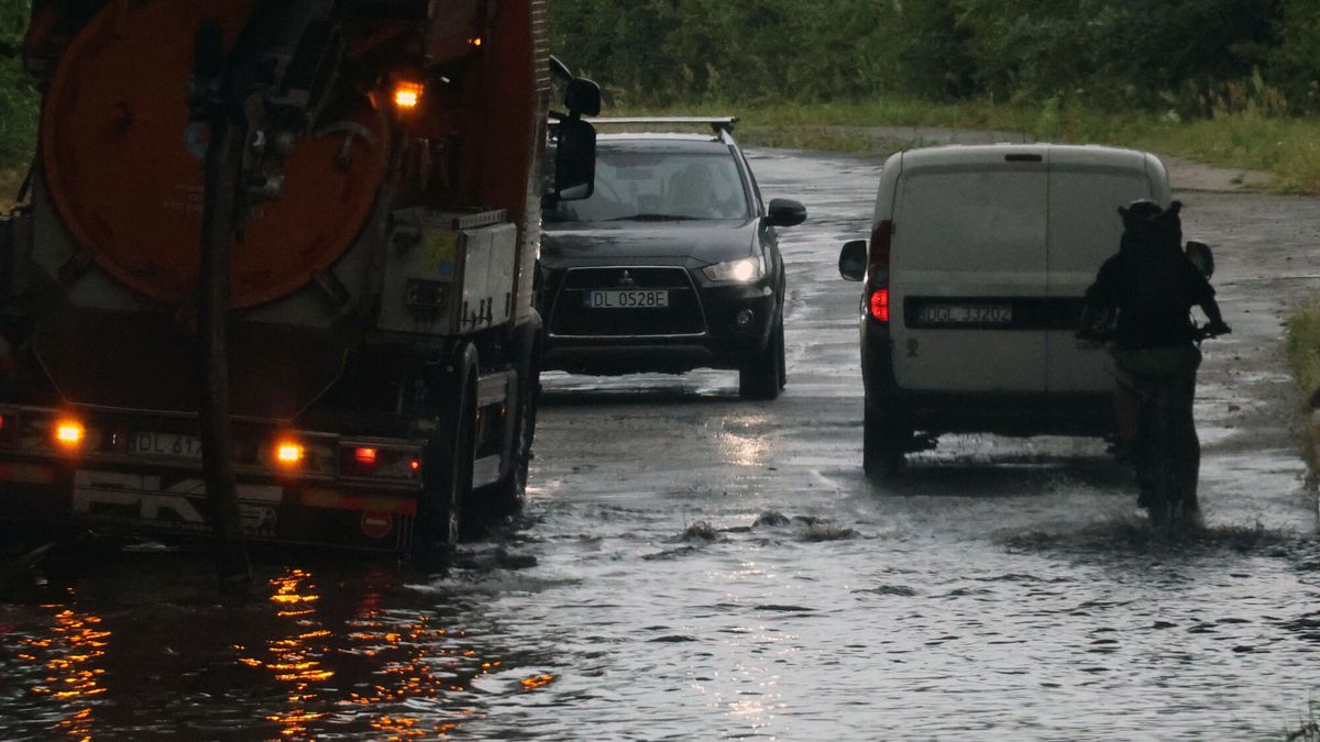 Burze i ulewy nad Polską. A to jeszcze nie koniec