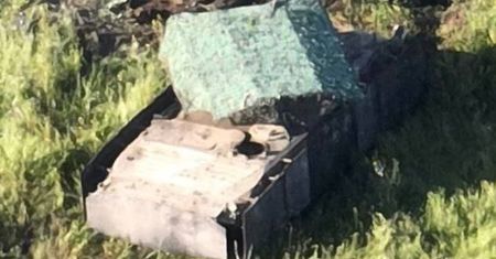 Rosyjski bojowy wóz piechoty. Wygląda bardziej jak śmietnik niż BMP-2