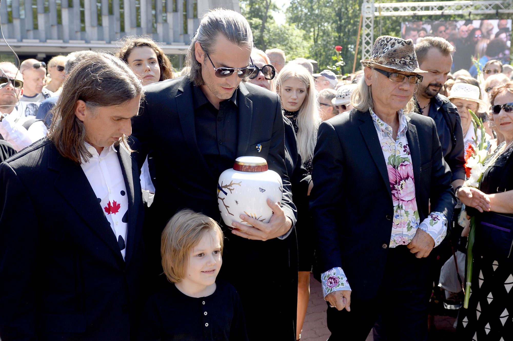 Synowie i wnuk Kory z Kamilem Sipowiczem
