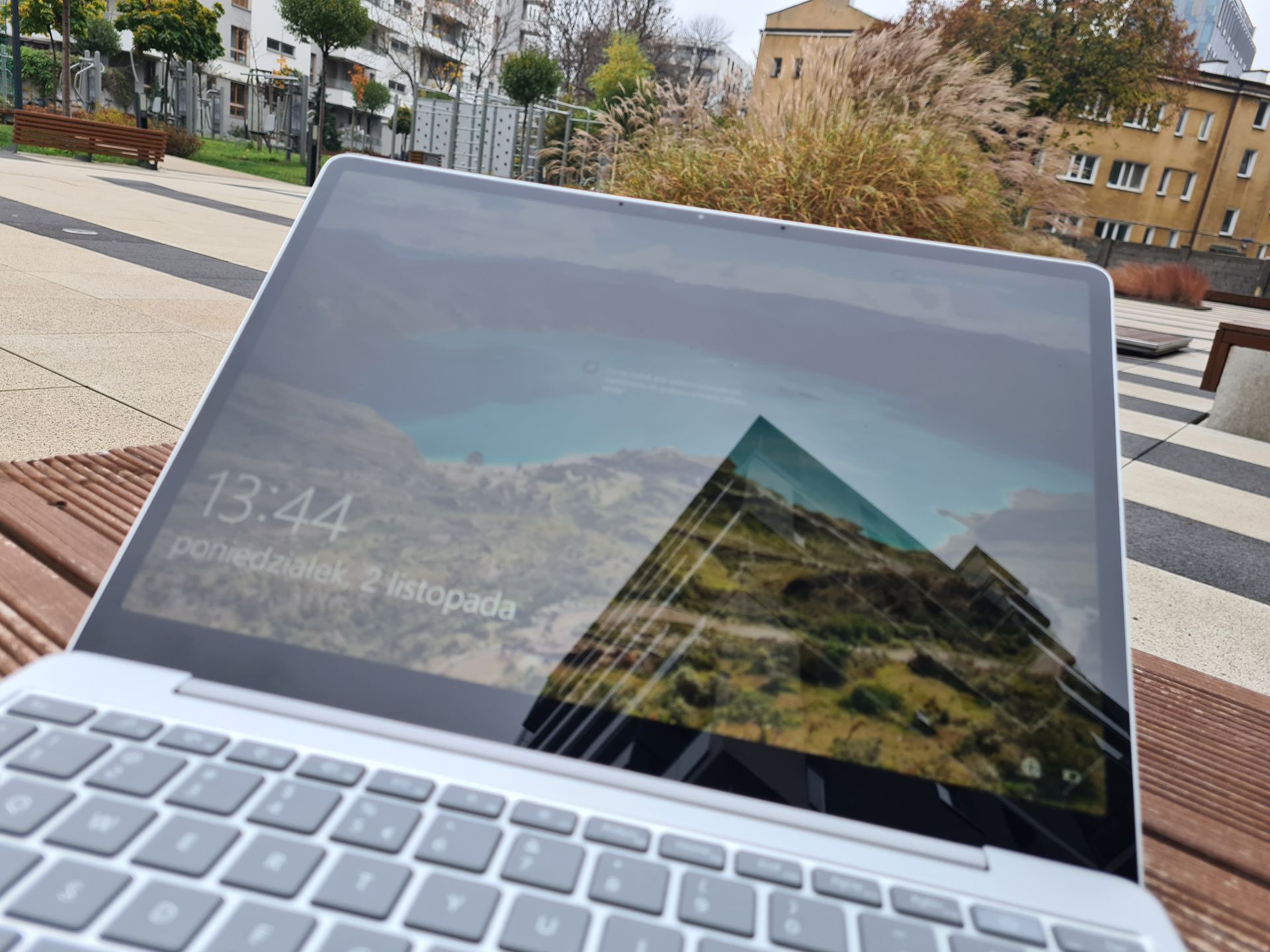 W Microsofcie bez zmian, czyli trochę logiki, trochę absurdu. Recenzja Surface Laptop Go 7