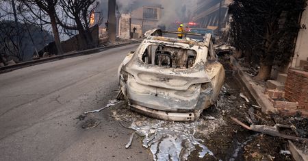 Pożar w Los Angeles. Wielkie problemy z Teslą