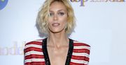 Anja Rubik kusi na łóżku. Gwiazda nie posiada się z radości