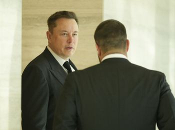 Elon Musk się spóźnił. OpenAI świętuje
