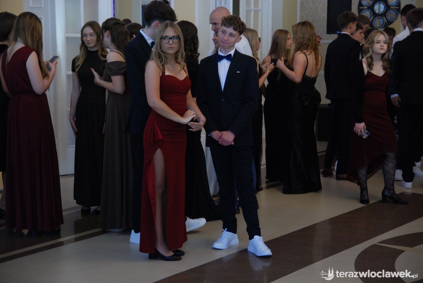 Bal ósmoklasisty Szkoły Podstawowej nr 2