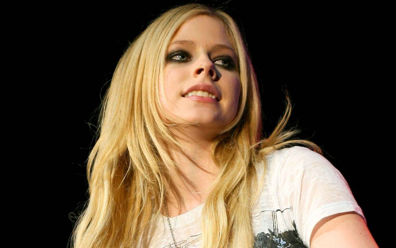 Avril Lavigne odniosła się do plotek na swój temat