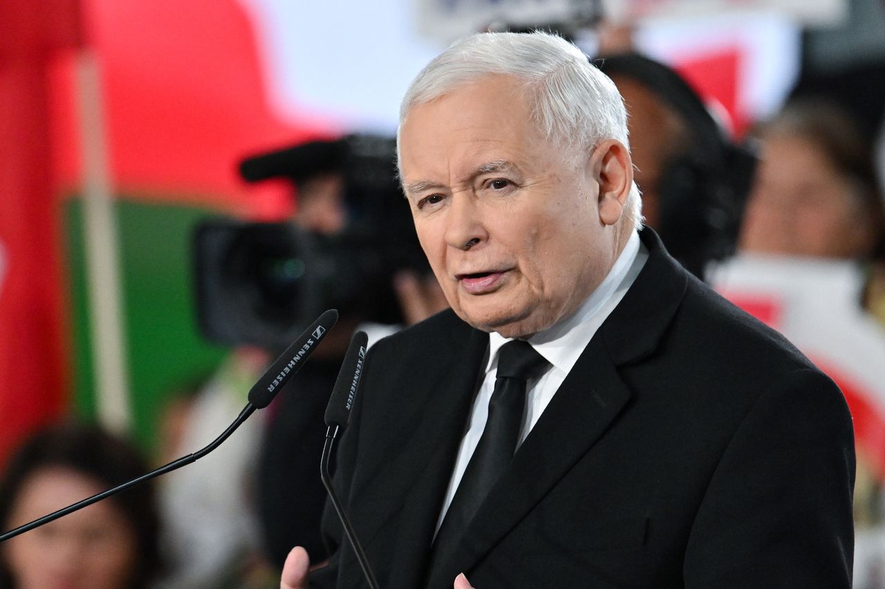 Protest przed konwencją PiS. Kaczyński przywitany okrzykami