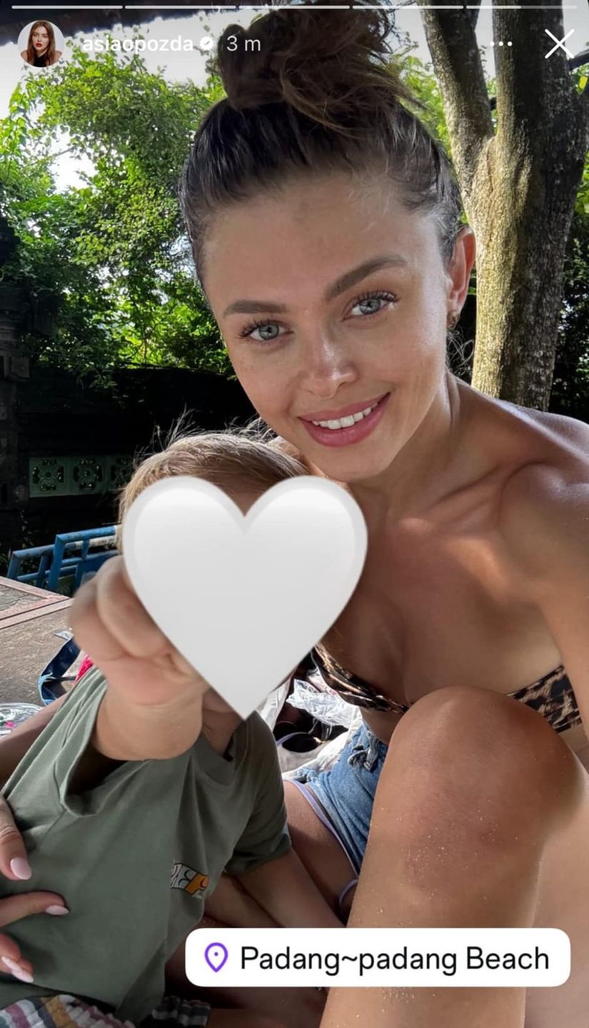Joanna Opozda z synem na Bali