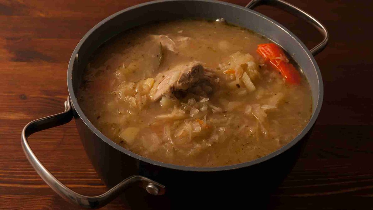 Zupa na żeberkach