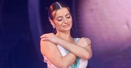 Natalia Janoszek chwali się, że dostała pracę w Las Vegas. Na oficjalnym plakacie imprezy nie ma jej nazwiska...