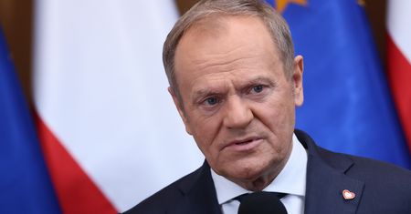 Gwiazda Hollywood dostała wiadomość od Tuska. "Zapraszam"