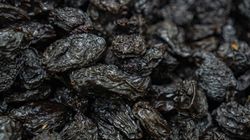 Śliwki suszone - lekki sposób na ciężki brzuch. Tyle sztuk dziennie wystarczy