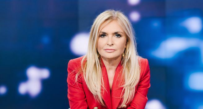 Koniec „Kropki nad i” na wakacje. TVN24 wydłuża „Fakty po Faktach”