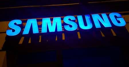 Sprzęt Samsunga nie działa. Są problemy z zestawami kina domowego i odtwarzaczami Blu-Ray