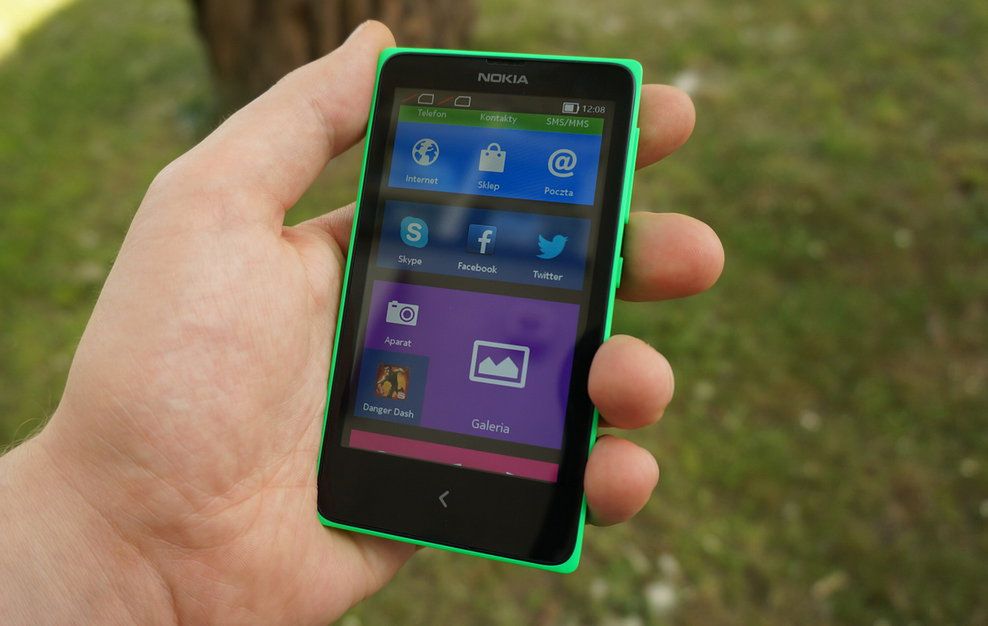 Microsoft zwolni 18000 pracowników i zabija smartfony Nokia X! 2