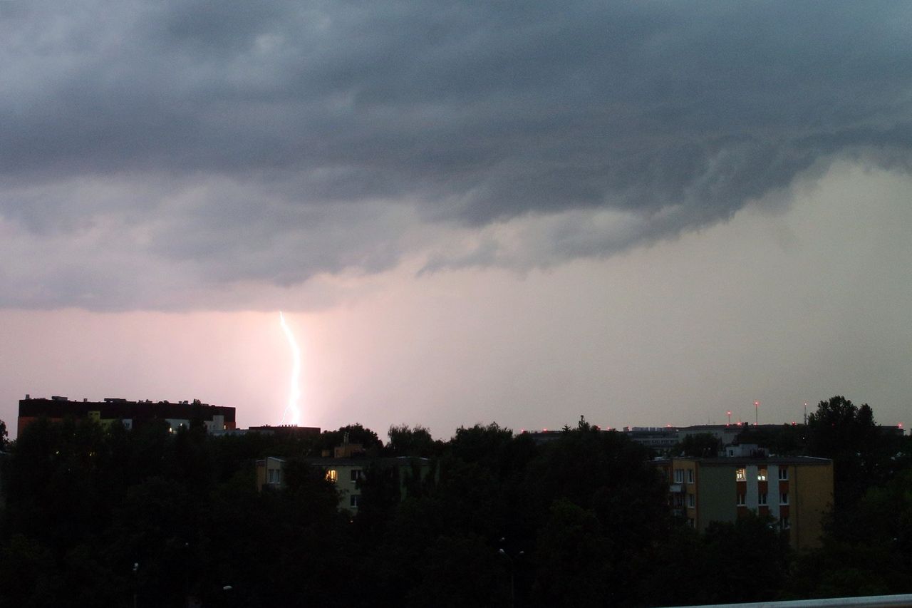 Wielkopolska: Jest ostrzeżenie IMGW. Prognozowane są burze