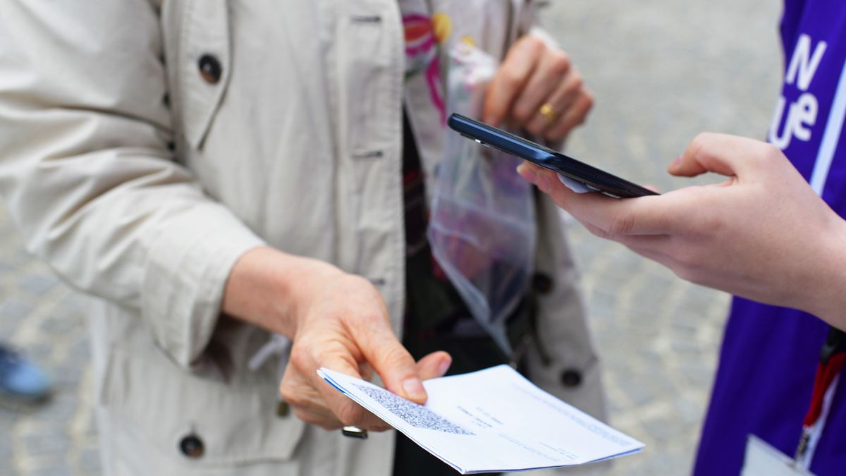 Nie rok, a 9 miesięcy — tyle ważne będą certyfikaty covidowe. Zmiana dotyczy wszystkich krajów UE. 