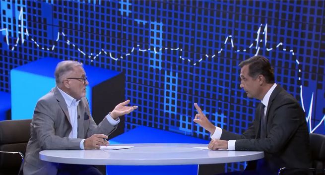 Włodzimierz Zientarski i Roman Młodkowski reklamują auta hybrydowe Toyoty dla firm (wideo)