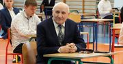 85-letni maturzysta uczył się z kaset. Nikt nie chciał go przyjąć