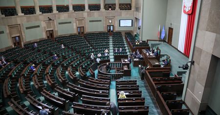 Gorąco w Sejmie. Poseł PiS nazwany "wazeliniarzem"