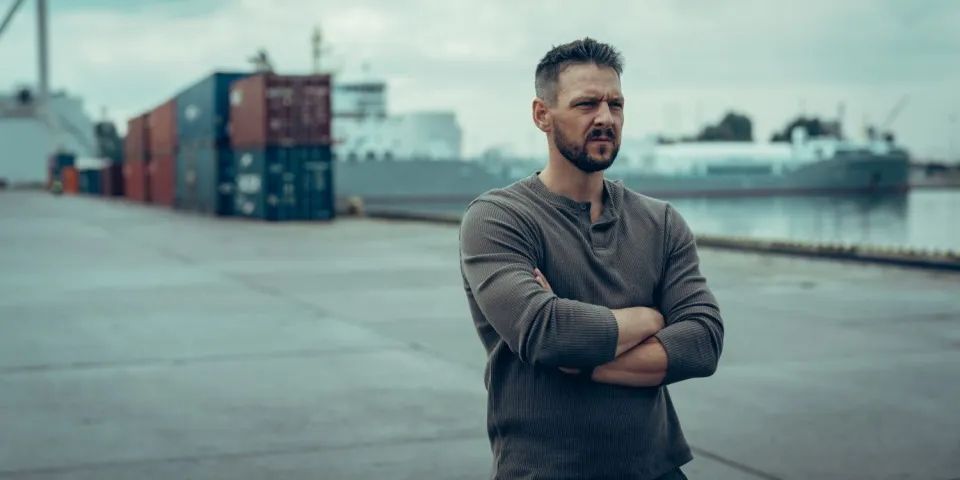 Gwiazda "Morfeusza" porównuje swoją rolę do bohaterów "Infiltracji". "Jestem połączeniem Damona i DiCaprio"