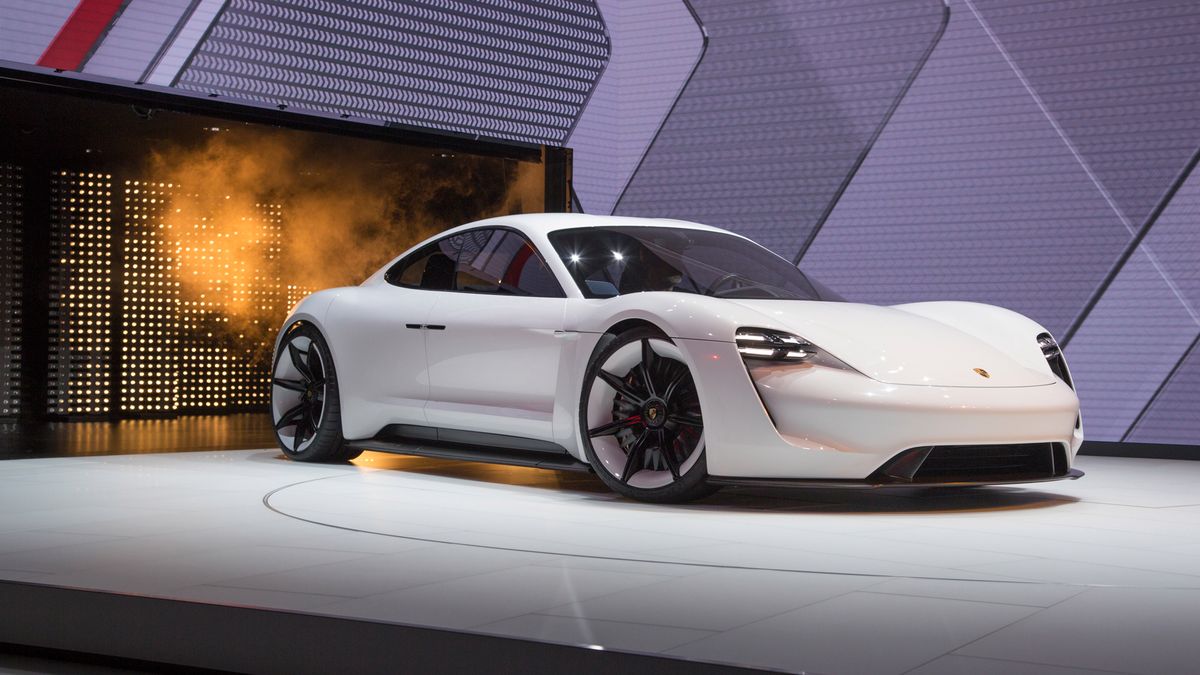 Koncepcyjne Porsche Mission E