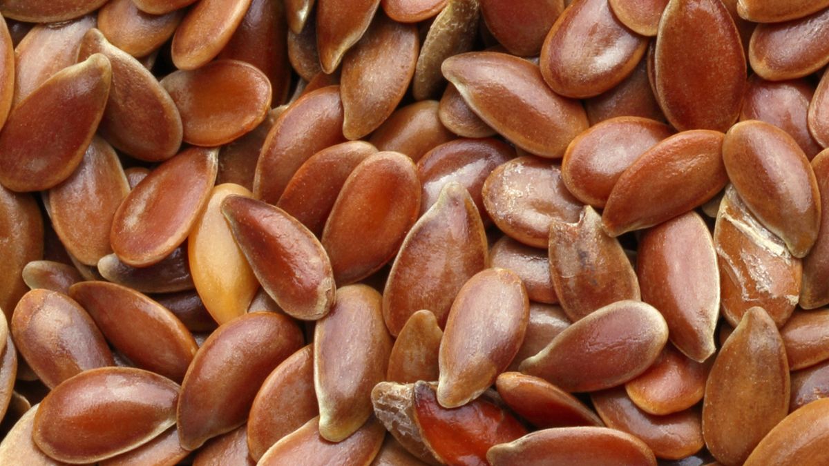 Siemię lniane pomoże przy problemach trawiennych i nie tylko