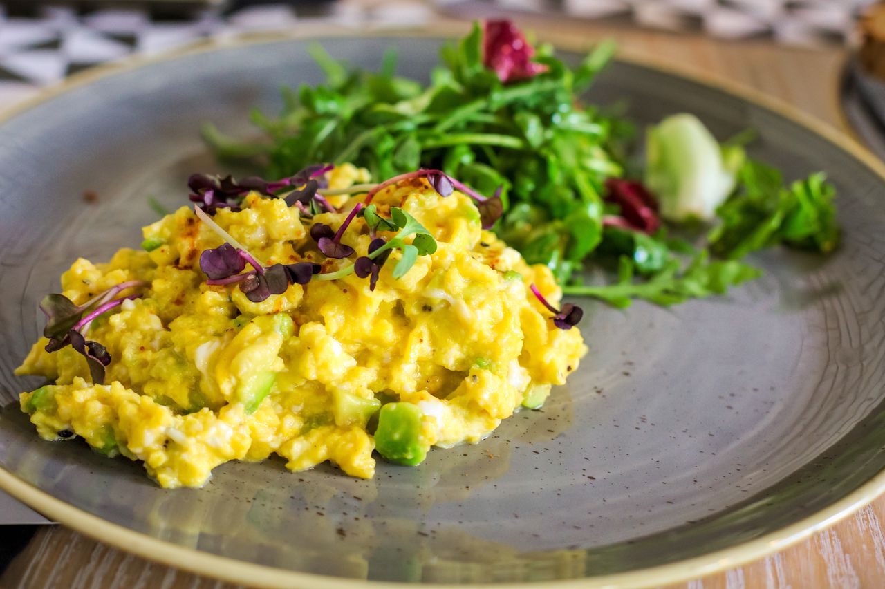 Jajecznicę wzbogacam o witaminę E i kwasy omega-3. Czuję po niej przypływ zdrowej energii