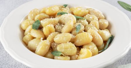 Kremowe gnocchi z parmezanem i cytryną. Obiad jak z restauracji w 15 minut
