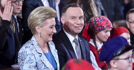 Para prezydencka wspiera "Szlachetną Paczkę". Oto co Dudowie kupili 7-osobowej rodzinie
