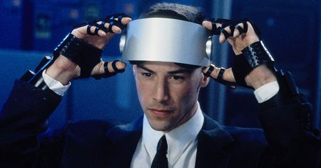 "Matrix"? Wolne żarty. Fundamentem "Cyberpunku 2077" jest film "Johnny Mnemonic"