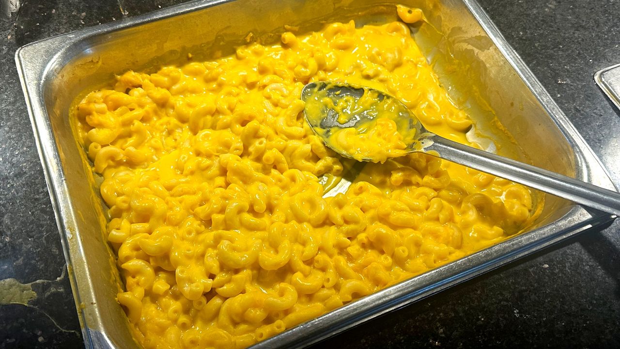 Mac&cheese – dlaczego ludzie oszaleli na punkcie tego dania?