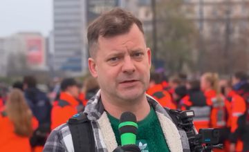 Współtwórca Pyta.pl w kanale Karnowskiego, Adamczyka i Tulickiego