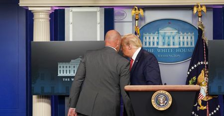 USA. Strzały koło Białego Domu. Donald Trump ewakuowany