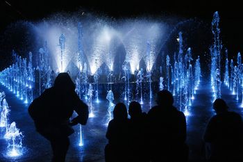 Lublin: Spektakularne pokazy fontanny wracają na Plac Litewski. Znamy harmonogram