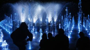 Lublin: Spektakularne pokazy fontanny wracają na Plac Litewski. Znamy harmonogram