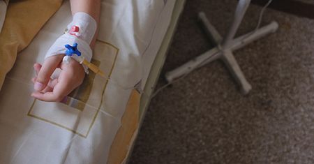 2-latka zakażona przez gołębie. Po miesiącu walki zmarła