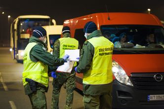 Czesi już mogą podróżować za granicę. Rząd zniósł zakaz