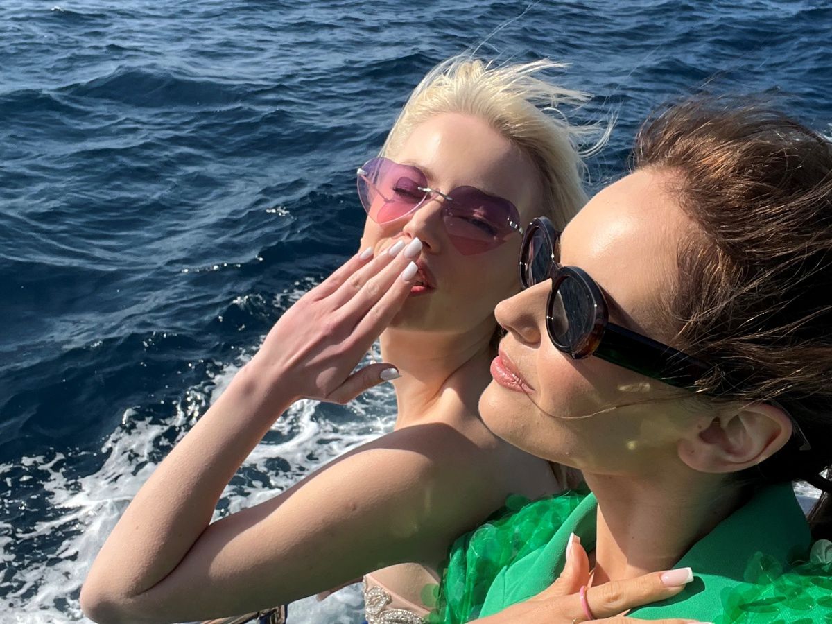 Olga Kalicka i Karina Rezner w "Dziewczynie influencera"