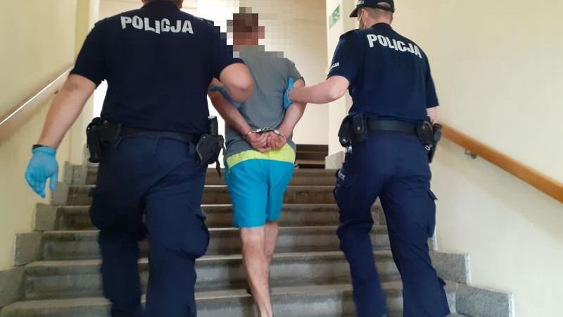 Nowogrodziec. O krok od tragedii. Podczas awantury sięgnął po nóż i zaatakował dwie osoby
