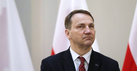 Polacy oceniają Sikorskiego. Mamy najnowszy sondaż