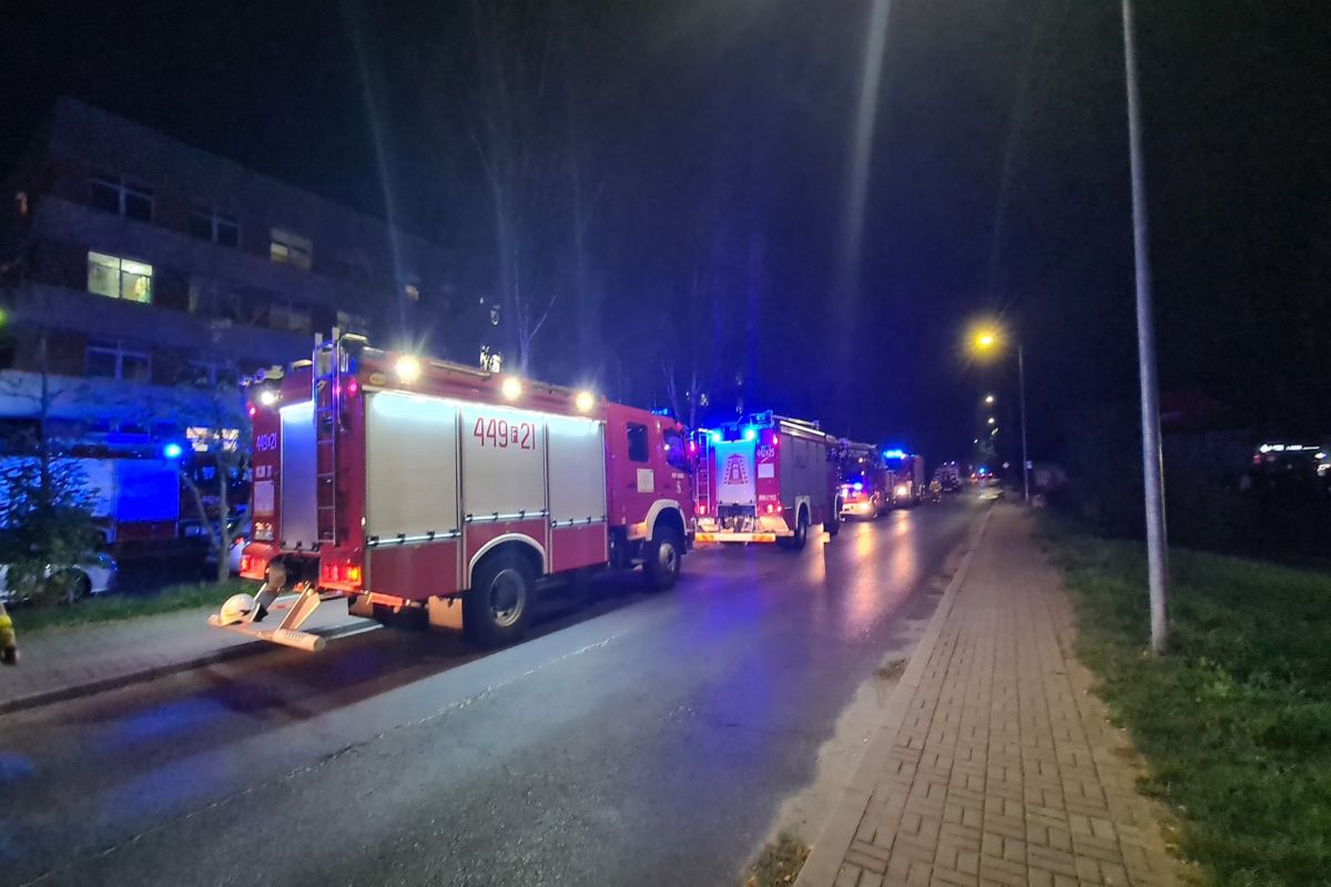 Nocny pożar szpitala w Żaganiu. Sześć osób poszkodowanych